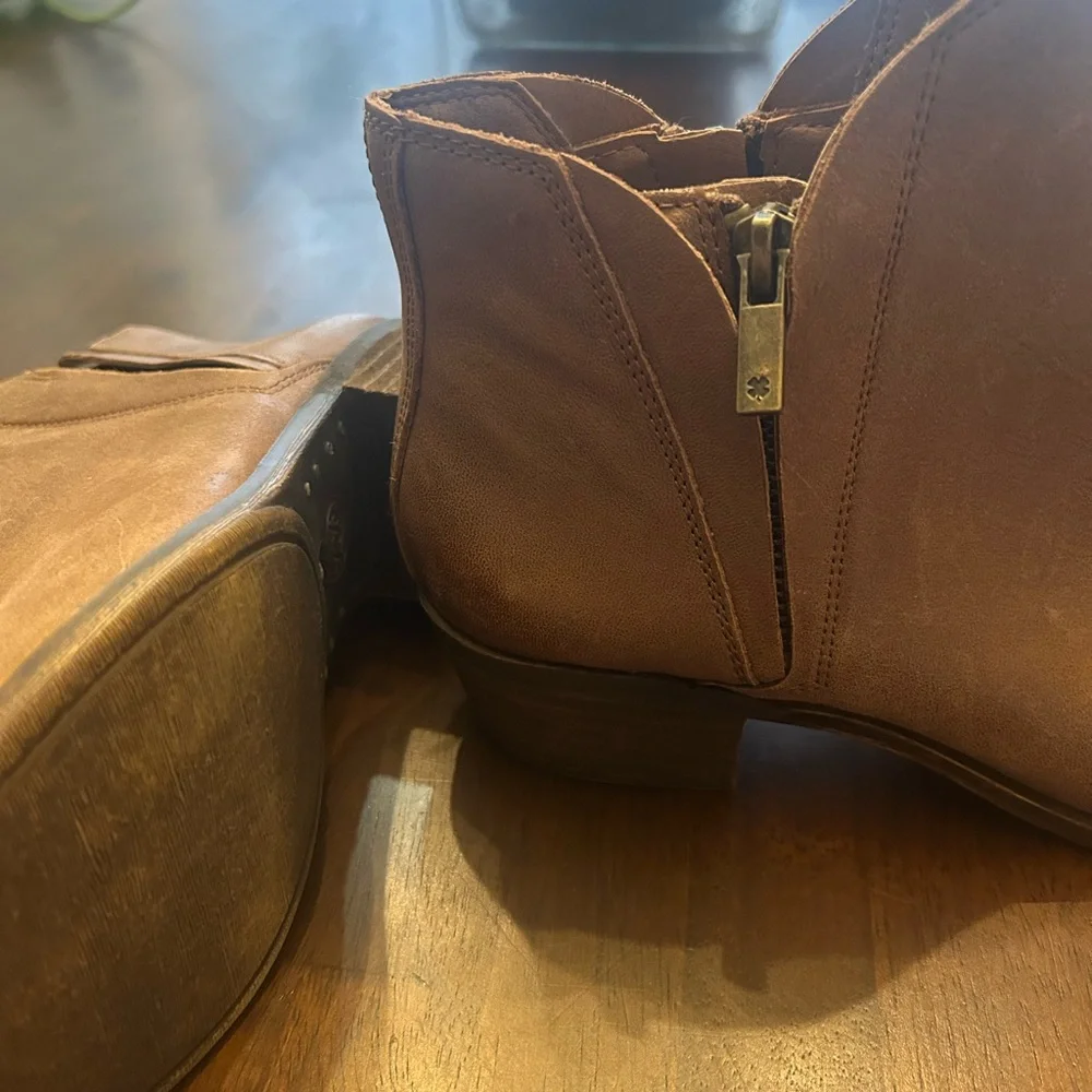 Lucky Brand Tan Leather Ankle Booties Size 8